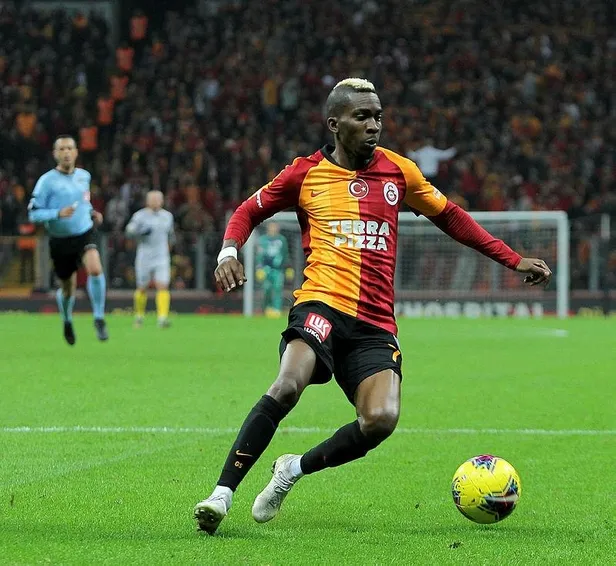 galatasaray-3-yildizi-gozune-kestirdi-kenan-karaman-salih-ucan-ve-onyekuru-1605569649515.jpeg Galatasaray'ın transfer listesinde 3 yıldız var: Kenan Karaman, Salih Uçan ve Onyekuru... - 3