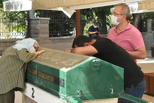 Öğretmen çiftin en acı günü: 1,5 yaşındaki çocukları balkondan düşerek hayatını kaybetti-1