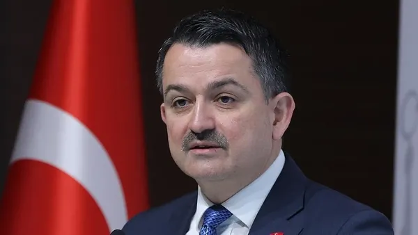 bekir-pakdemirli-kimdir-kac-yasinda-nereli-tarim-ve-orman-bakani-bekir-pakdemirli-kim-1618565911756.jpg Bekir Pakdemirli kimdir, kaç yaşında, nereli? Tarım ve Orman Bakanı Bekir Pakdemirli kim?-3