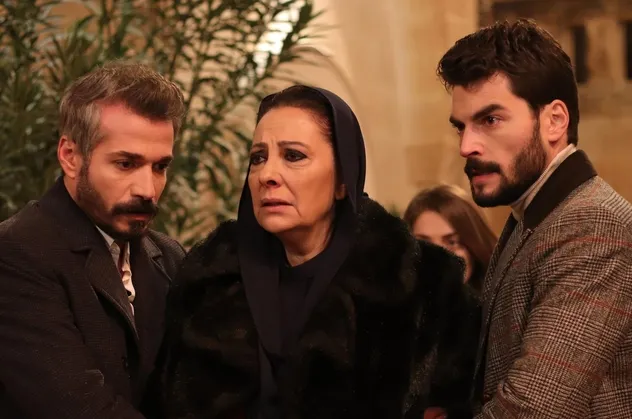 Hercai 28. yeni bölümde neler yaşanacak? Hercai 28. yeni bölüm 2. fragmanı: Aşk her şeyi değiştirmeye yeter mi?