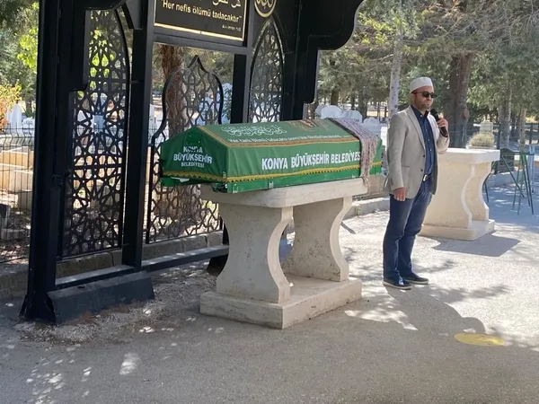 1694818538210.jpeg Konya’da korkunç olay! Sevgililerine mesaj atıp 15 katlı binadan intihar ettiler...-4