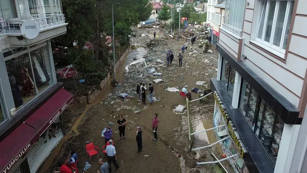 Son dakika: Giresun'daki sel felaketinde hayatını kaybedenlerin sayısı 8'e yükseldi-6