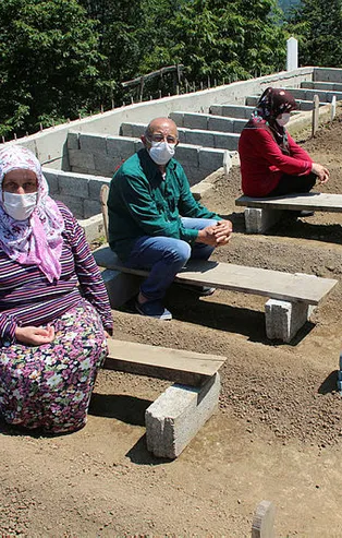 Koronavirüse 6 ayda 8 can kaybetmişlerdi! O aile yeniden kabusu yaşıyor: Genlerimiz araştırılsın