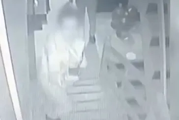 CHP’liler depremzedelerin kaldığı oteli bastı