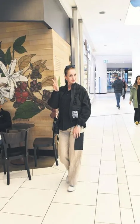 demet-ozdemir-ile-bosanma-asamasinda-olan-oguzhan-koc-kendi-yolunda-1681847147747.jpeg Demet Özdemir ile boşanma aşamasında olan Oğuzhan Koç kendi yolunda!-3