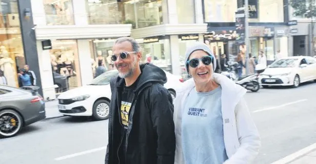 Berna Öztürk sevgilisi Sunny Levi ile el ele görüntülendi