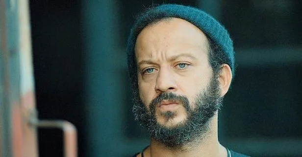 Özel hayatıyla çok konuşulan Rıza Kocaoğlu yeni sevgilisiyle fena yakalandı!