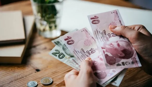 Son dakika: EYT'lilerle ilgili hükümetten flaş açıklama! EYT problemi çözülüyor mu? Emeklilikte yaşa takılanlarla ilgili düzenleme yolda mı?-2