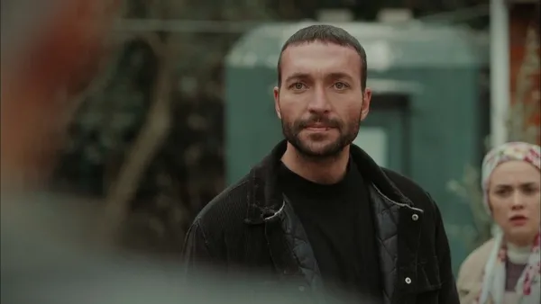 nefesler-tutuldu-ates-kuslari-gulayseyi-catalin-elinden-kurtardi-1677874795568.jpg Nefesler tutuldu! Ateş Kuşları Gülayşe’yi Çatal’ın elinden kurtardı-6