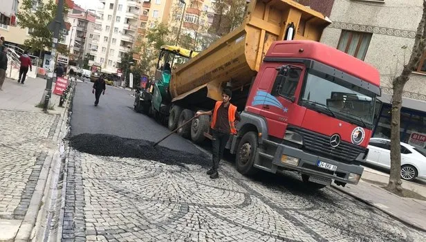 CHP'li Kartal Belediyesi'nden skandal asfalt çalışması