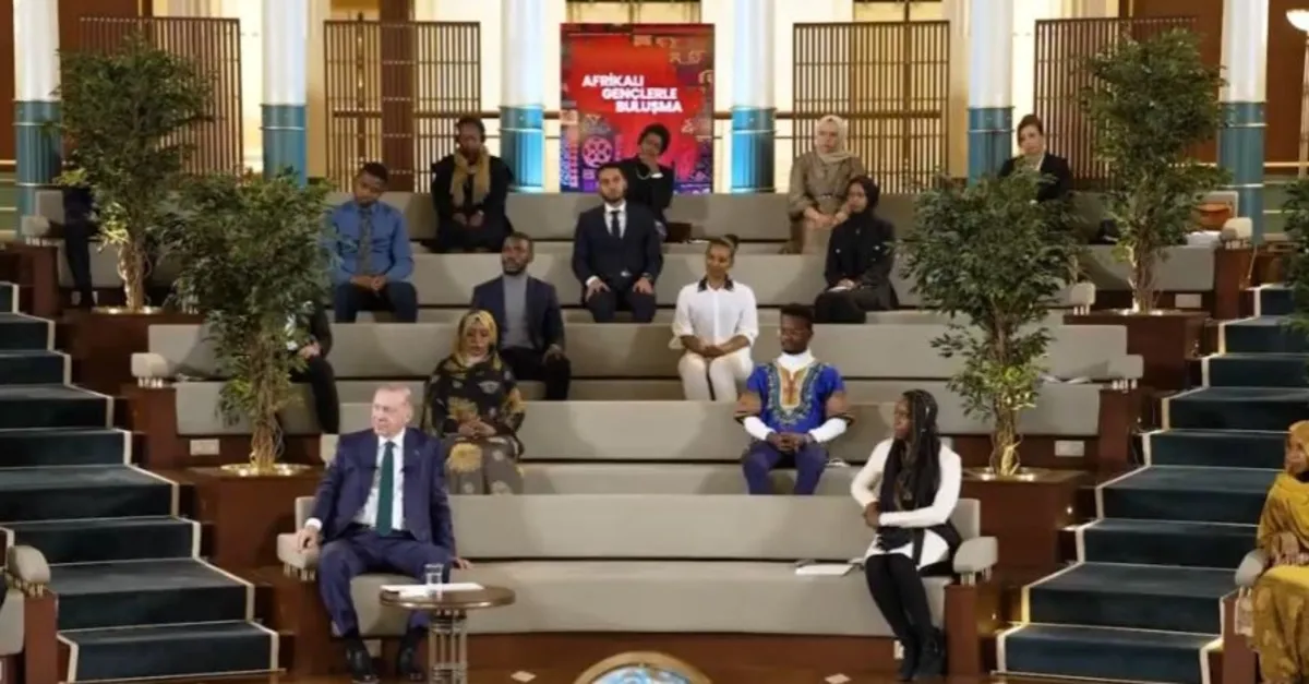 Başkan Recep Tayyip Erdoğan Afrikalı gençlerle bir araya geldi