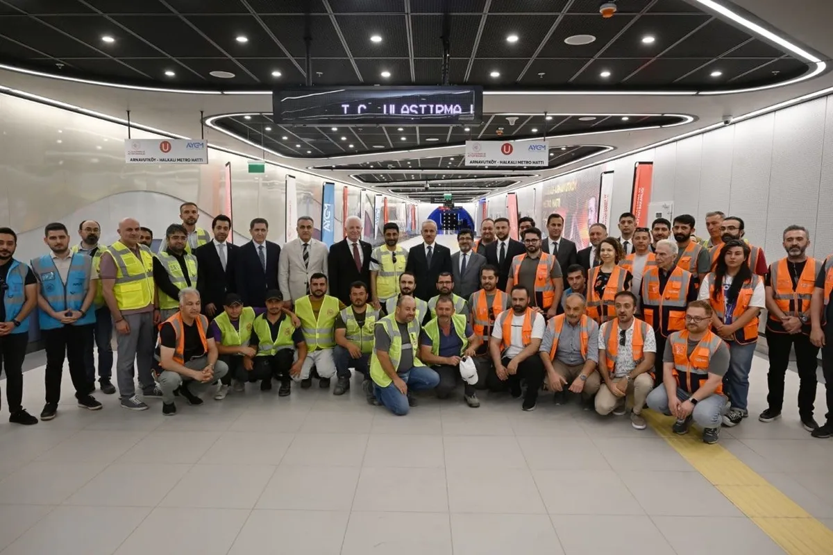 istanbul-ulasiminda-devrim-halkali-arnavutkoy-metrosu-yarin-aciliyor-1781776357570.jpg İstanbul ulaşımında devrim! Halkalı-Arnavutköy metrosu yarın açılıyor: Başkan Erdoğan hizmete alacak-6