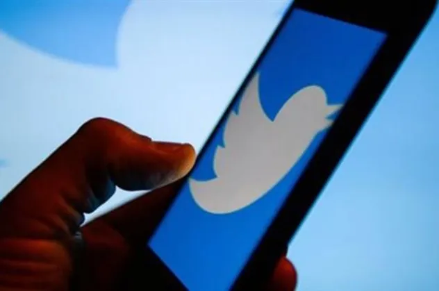 Sosyal medya devi Twitter'dan flaş karar!