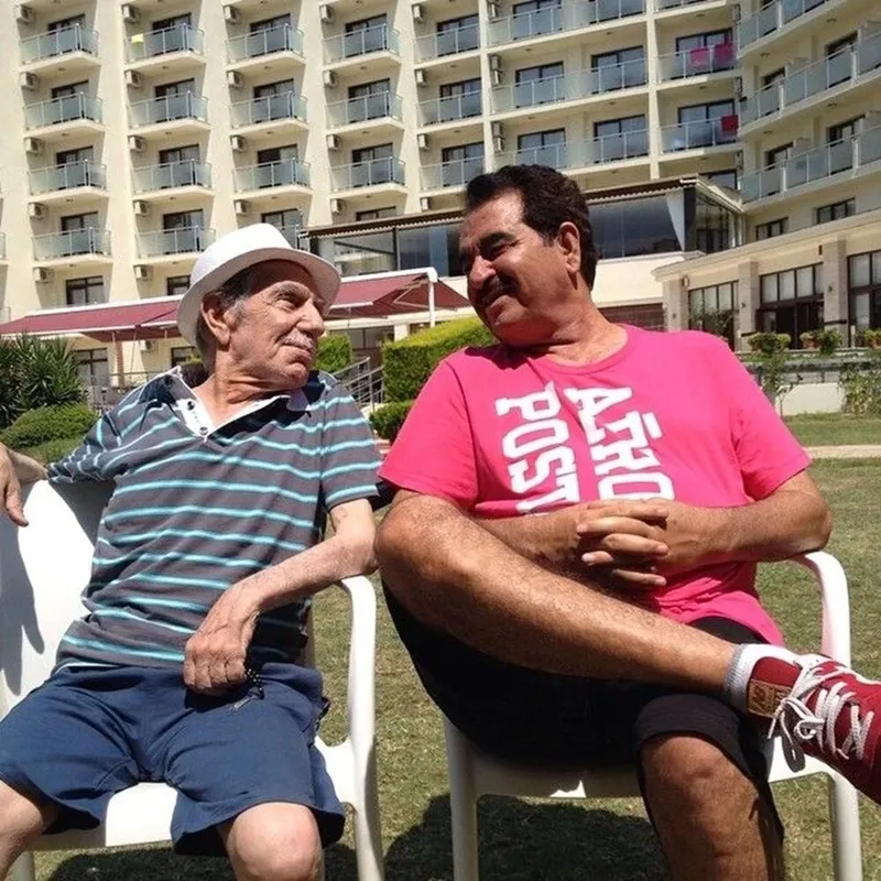 aydemir-akbas-kimdir-kac-yasinda-aydemir-akbas-saglik-durumu-nasil-ne-kanseriydi-ibrahim-tatlises-yogun-bakima-1723733515934.jpeg Aydemir Akbaş sağlık durumu nasıl, ne kanseriydi? Aydemir Akbaş kimdir, kaç yaşında? İbrahim Tatlıses kötü haberi verdi-2