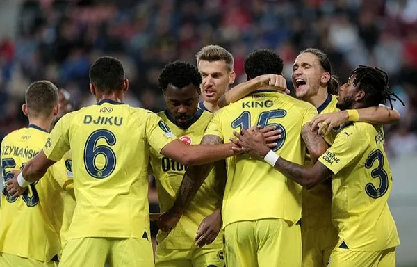 fenerbahce-oyunu-da-skoru-da-vermiyor-konferans-ligi-gruplarinda-ise-iki-macta-5-gol-buldu-1696631525420.jpeg