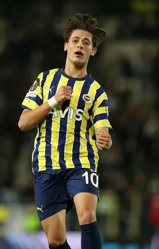 İtalyanlar da Fenerbahçe'nin genç yıldızı Arda Güler'e kayıtsız kalamadı: Böylesi 100 yılda bir gelir