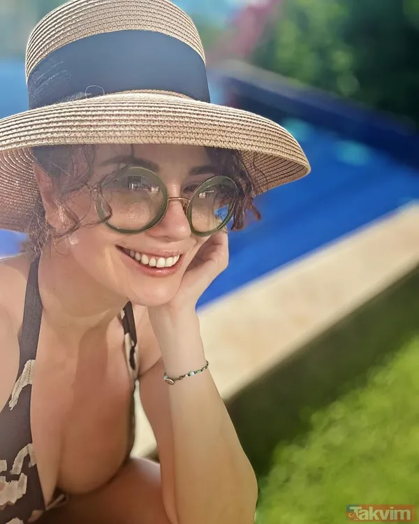 Songül Öden ile kızı Sone Larin’in havuz keyfi! Anne-kız tatili sosyal medyayı salladı! İlk yorum Arzum Onan ve Demet Evgar’dan! - 15