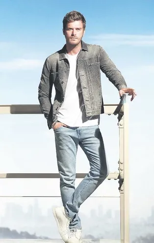 Türkiye'nin en zengin oyuncusu! Kıvanç Tatlıtuğ'un serveti dudak uçuklattı