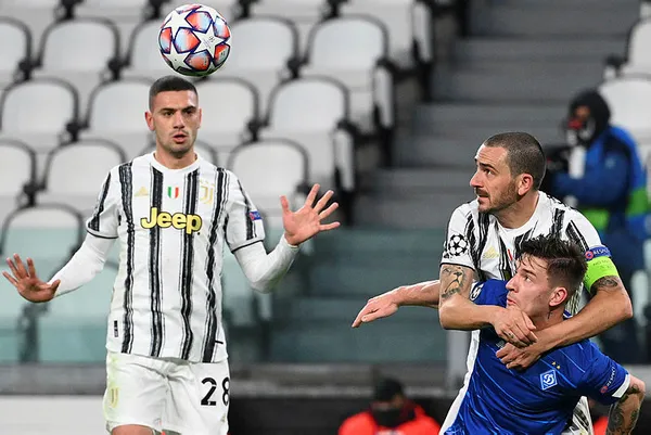 juventusta-merih-demiral-10-gun-sahalardan-uzak-kalacak-1607013819113.jpg