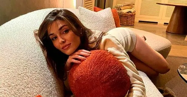 Hande Erçel'den yine aynı aşk filmi: Murat Can Akdoğan'la Murat Dalkılıç da arkadaş çıktı