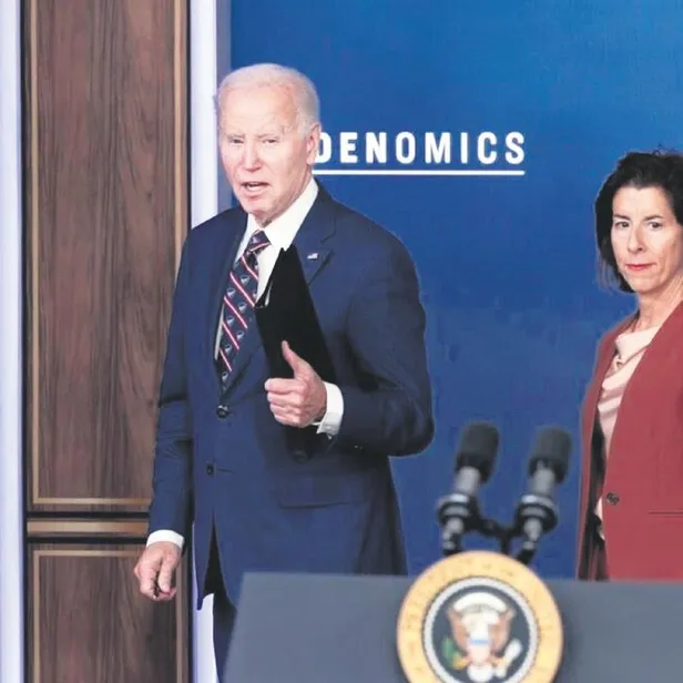 ABD üslerine eş zamanlı saldırı! Biden basın toplantısını yarıda kesti! Acil durum odasına sığındı-2