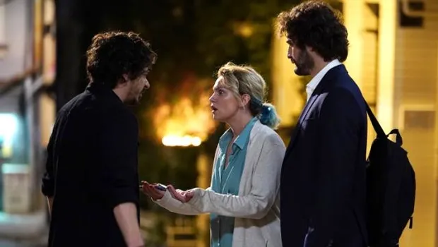 TRT 1'deki Masumlar Apartmanı hakkında son karar verildi! Daha önce bir başrol apar topar gitmişti diğeri için de belirsizlik bitti-7