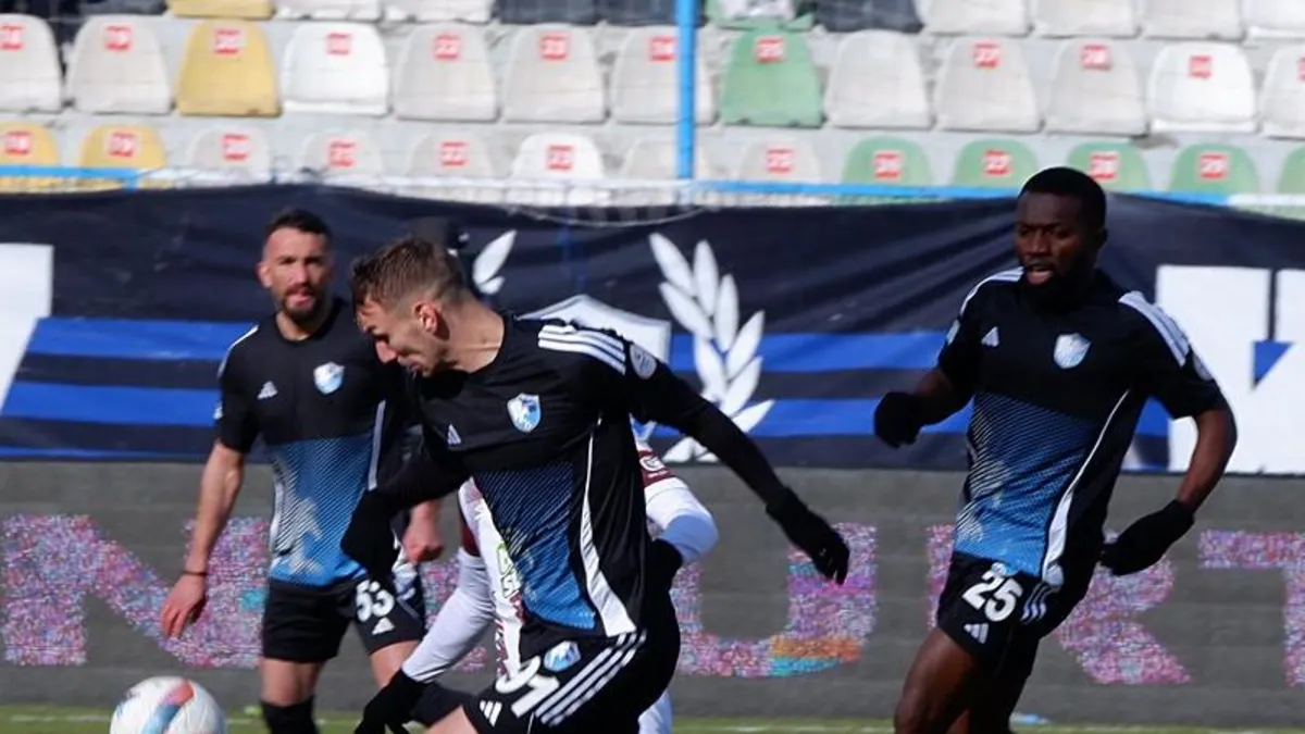 Erzurumspor FK, Teksüt Bandırmaspor'u 2-0'lık skorla mağlup etti!