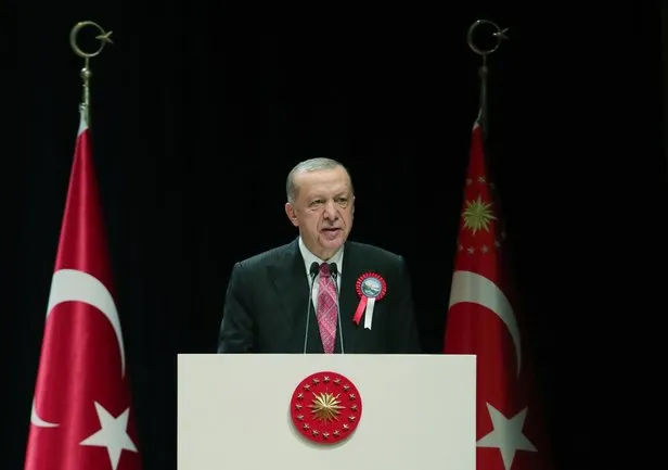baskan-erdogandan-milli-savunma-universitesi-mezuniyet-toreninde-onemli-aciklamalar-1656684608165.jpeg