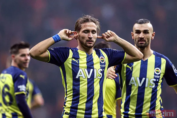 Fenerbahçe'den Galatasaray'a peş peşe göndermeli paylaşımlar! Squid Game, Mesut Özil ve Miguel Crespo... - 3