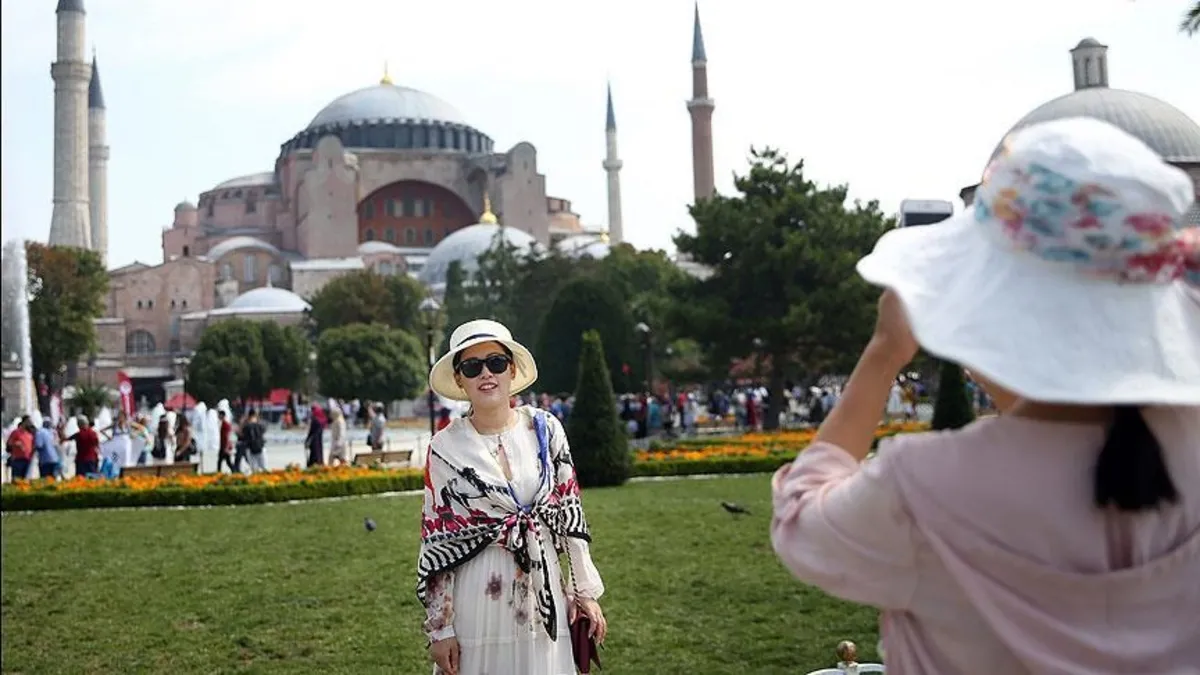 İstanbul'a turist akını! Yüzde 264 artış