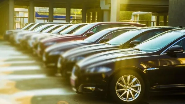 Otomobil satışında büyük hareketlilik! Lüks oto tam gaz