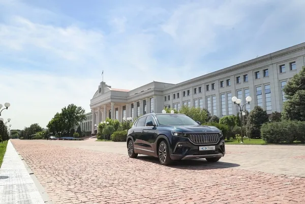 Özbekistan Cumhurbaşkanı Mirziyoyev Togg'u teslim aldı! Başkan Recep Tayyip Erdoğan'dan "hayırlı olsun" mesajı-11