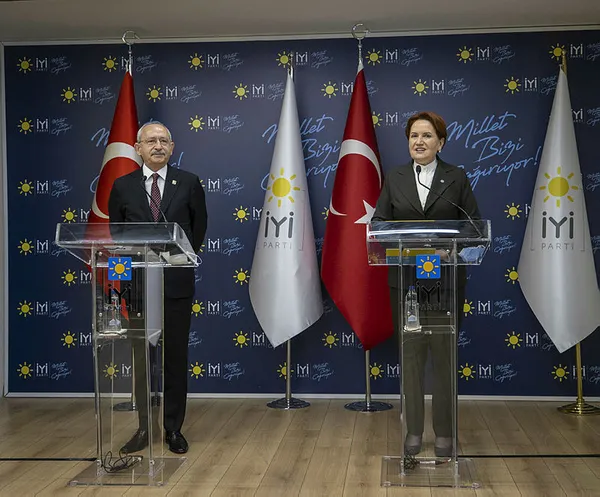kemal-kilicdaroglu-ve-meral-aksener-erken-secim-aciklamasi-yaparken-muhabirler-orali-olmadi-1606308972339.jpg
