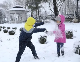 İstanbul'dan kar manzaraları! Kent beyaza büründü arşivlik fotoğraflar çıktı