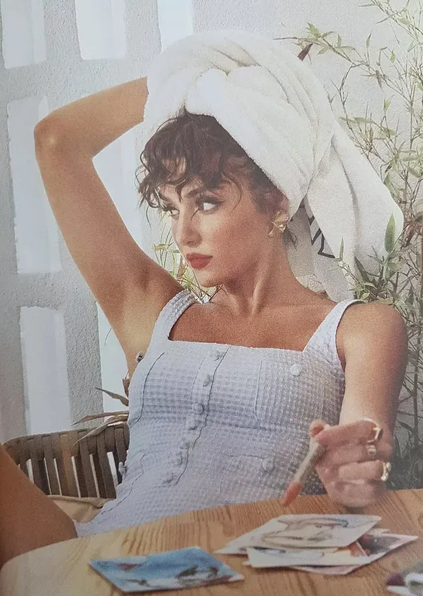 Hande Erçel'e Kerem Bürsin aşkı yaradı! 'Yataktan çıkmak istemediğim günler' oluyor diyor... 1 dakika yetti cayır cayır yakıyor-3