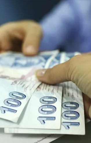 Son dakika: Nisan ayı KYK burs ve kredi ödemeleri başladı! TC kimlik numarasının son numarasına göre hesaplara yatacak