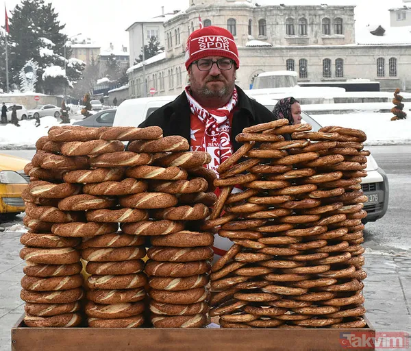 'Sabaha kadar burdayız'la fenomen olan Sivasspor taraftarı Ahmet Yaşin patent peşine düştü - 7