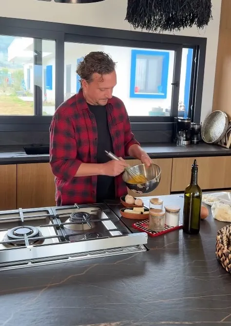 Şehri terk etmişlerdi! Nurgül Yeşilçay’dan sevgilisi Necati Kocabay’a ıspanaklı börekli kutlama - 6