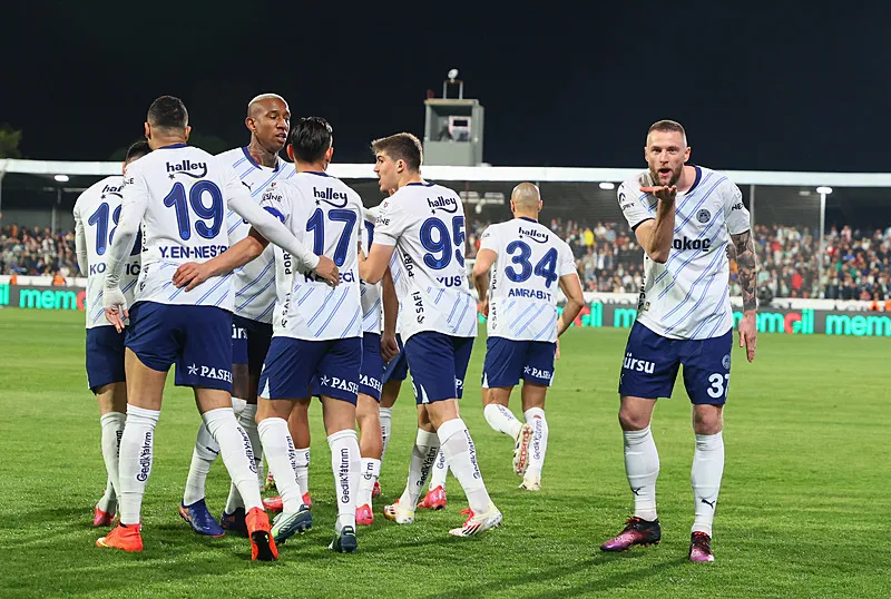 Ege’de farklı Fener!