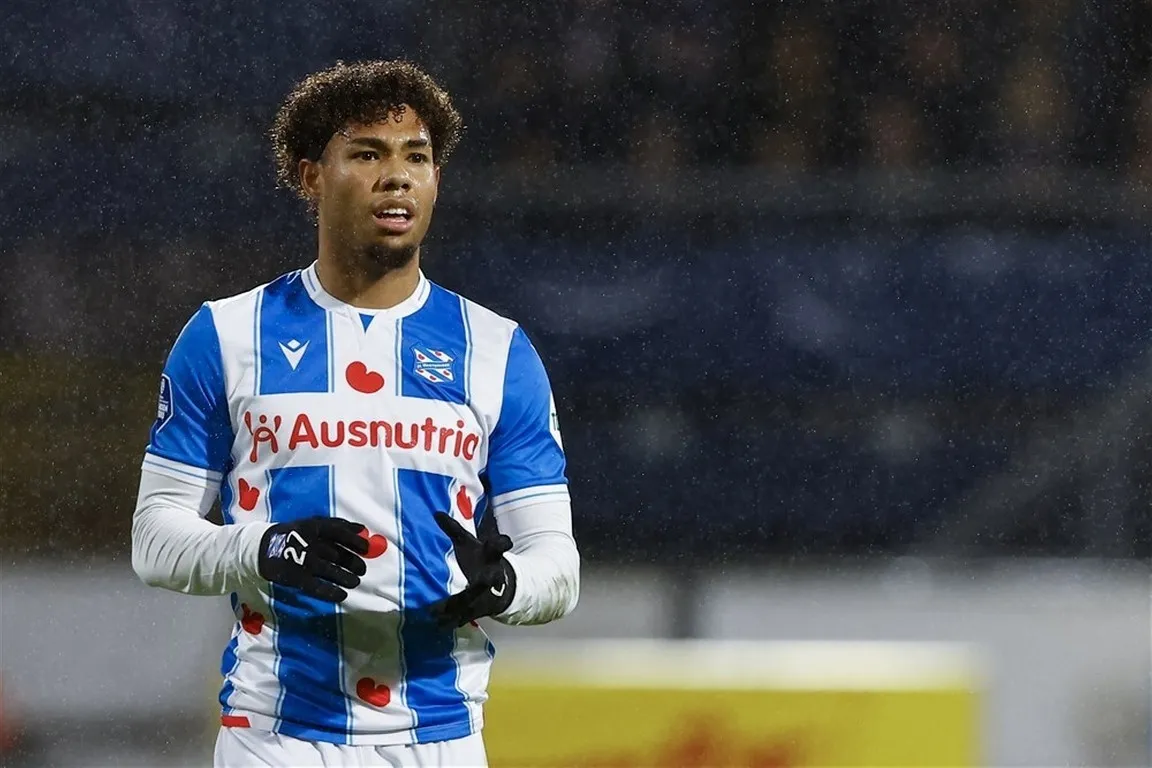 Fenerbahçe'ye transferde de kötü haber! - 16