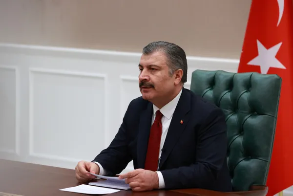 son-dakika-saglik-bakani-fahrettin-kocadan-koronavirus-bilim-kurulu-toplantisinin-ardindan-onemli-aciklamalar-1635356773855.jpg