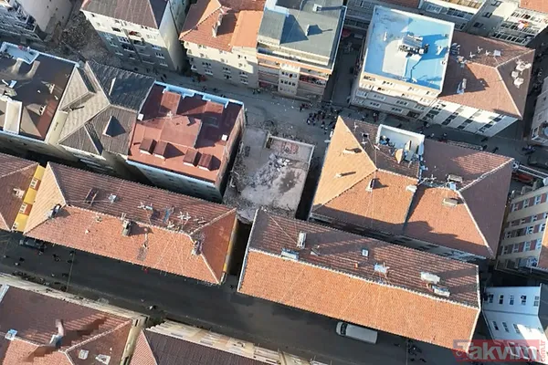 İstanbul alarm veriyor! 25 gün önce Küçükçekmece'de bugün Bahçelievler'de bina çöktü: Acil kentsel dönüşüm şart - 18