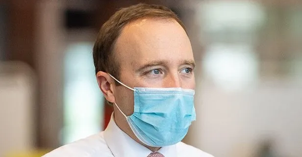 Mutasyonlu koronavirüsün merkezi olan İngiltere’de şok! Sağlık Bakanı karantinada!