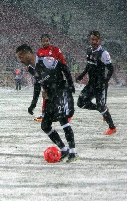 Beşiktaş Bolu'da buz tuttu