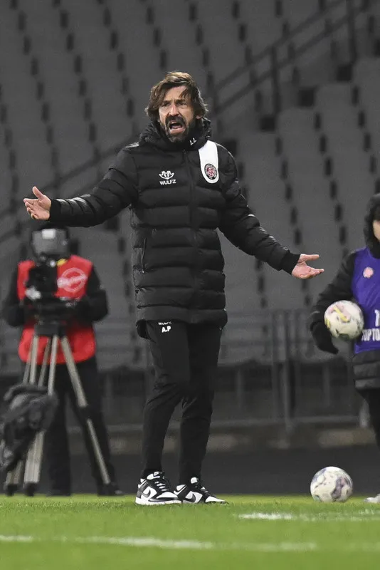 Pirlo için flaş iddia! İstanbul devine gidiyor - 4
