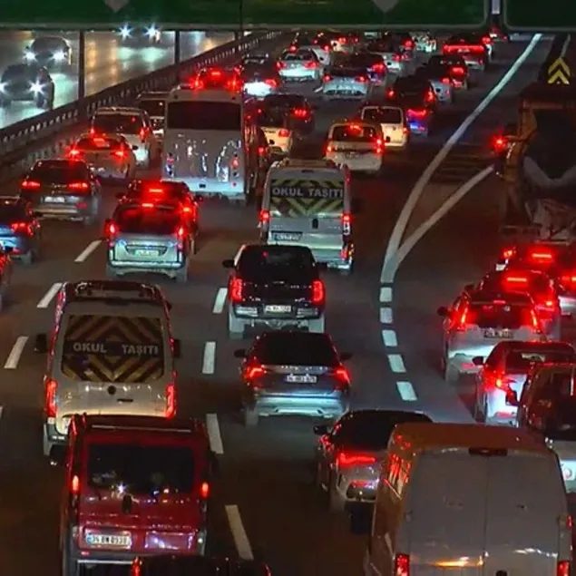 İstanbul’da trafik durma noktasına geldi
