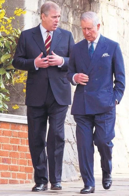 zelenskinin-25-yil-onceki-sozleri-yayinlandi-bir-gun-onemli-biri-olacagim-tank-isteyecegim-rusyaya-karsi-savas-1674954509875.jpeg Zelenski’nin, 25 yıl önceki sözleri yayınlandı: Bir gün önemli biri olacağım tank isteyeceğim, Rusya’ya karşı savaşacağım...-2