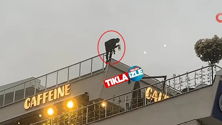 İntihar girişimi! Bir buçuk saat ikna etmeye çalıştılar: Sigara yakarken polis yakaladı