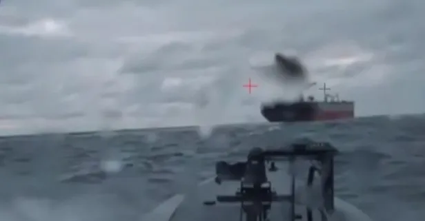 Ukrayna’dan Karadeniz’de nokta saldırı! Rusya’nın ‘gölge filo’ tankeri ağır hasar aldı