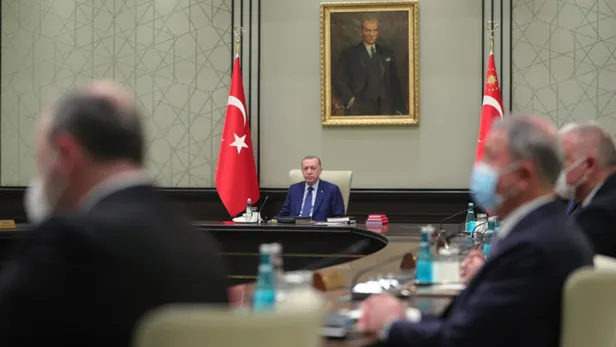 Korona risk haritası değişti! Düşük, orta, yüksek, çok yüksek riskli iller! Kırmızı, turuncu, sarı, mavi renk kodları...-4